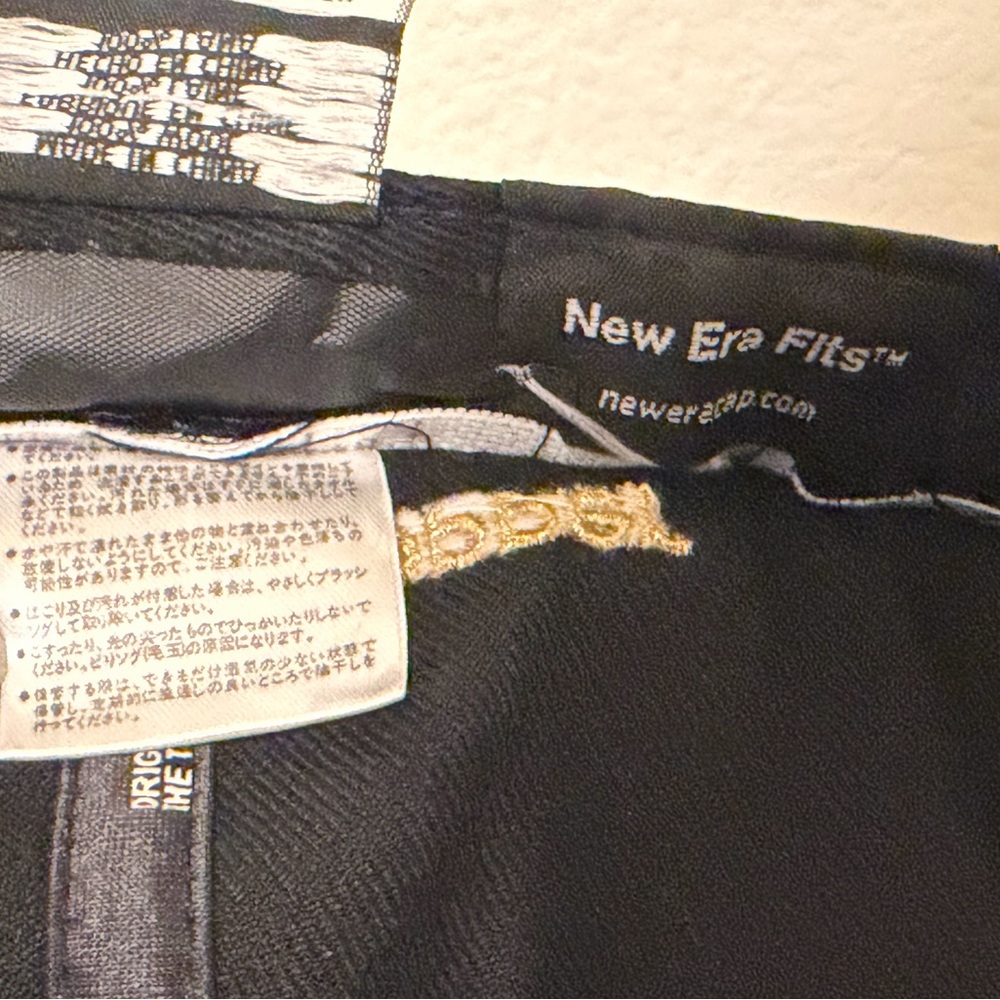 NWOT New Era x One Piece Collaboration | Tony Tony Chopper Gold Embroidered Cap - Picture 14 of 16